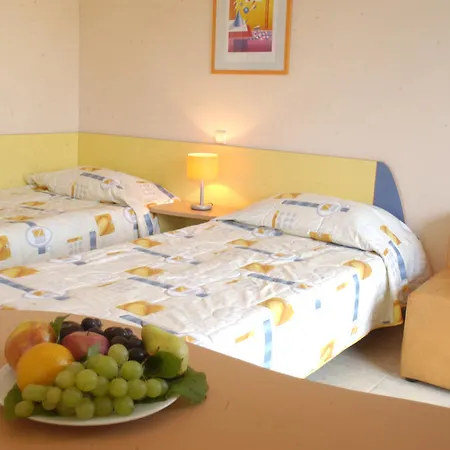 Com Hotel 3*
