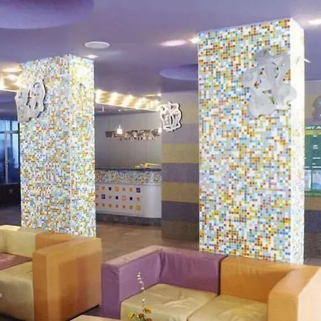 Com Hotel 3*